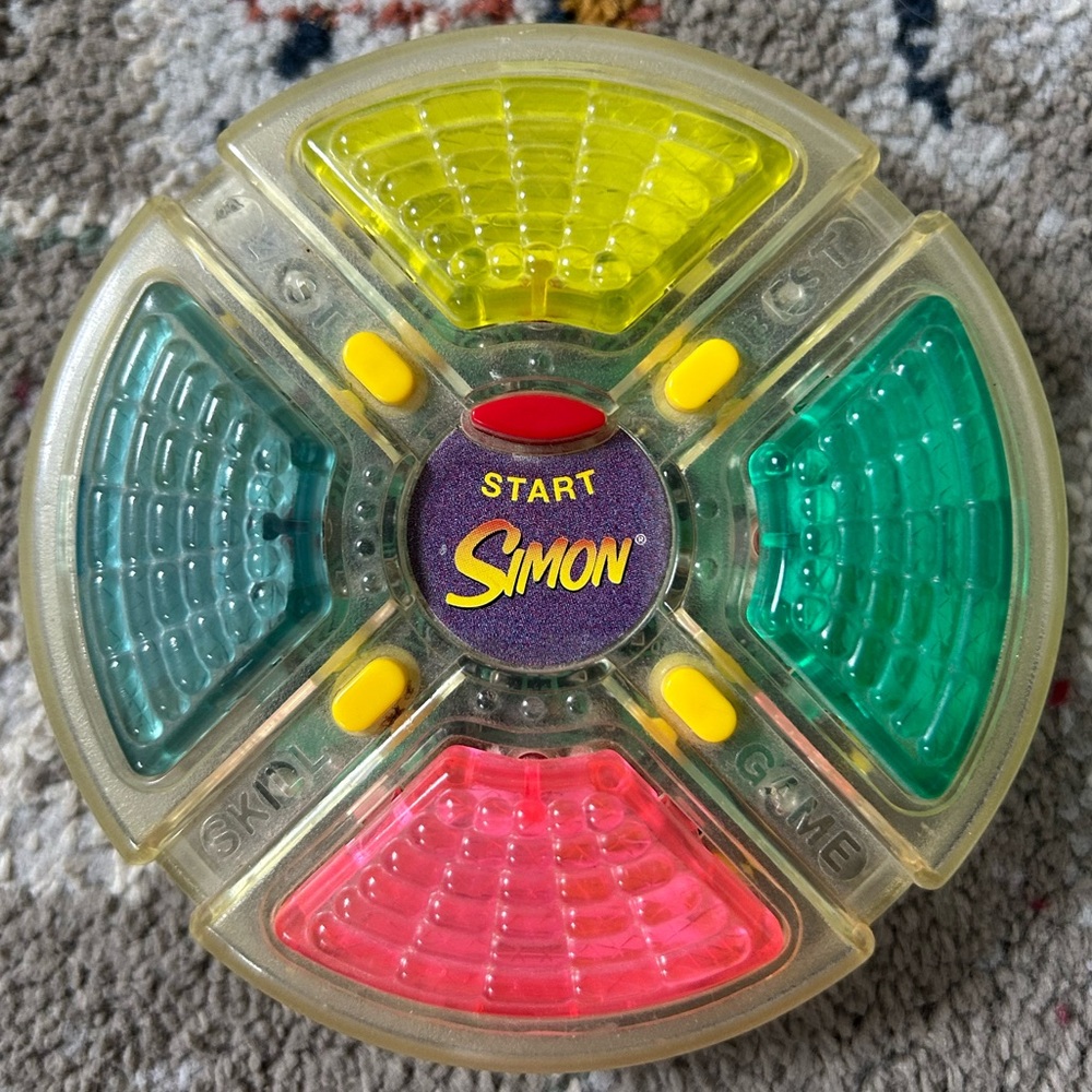 Vintage Simon Handheld Game